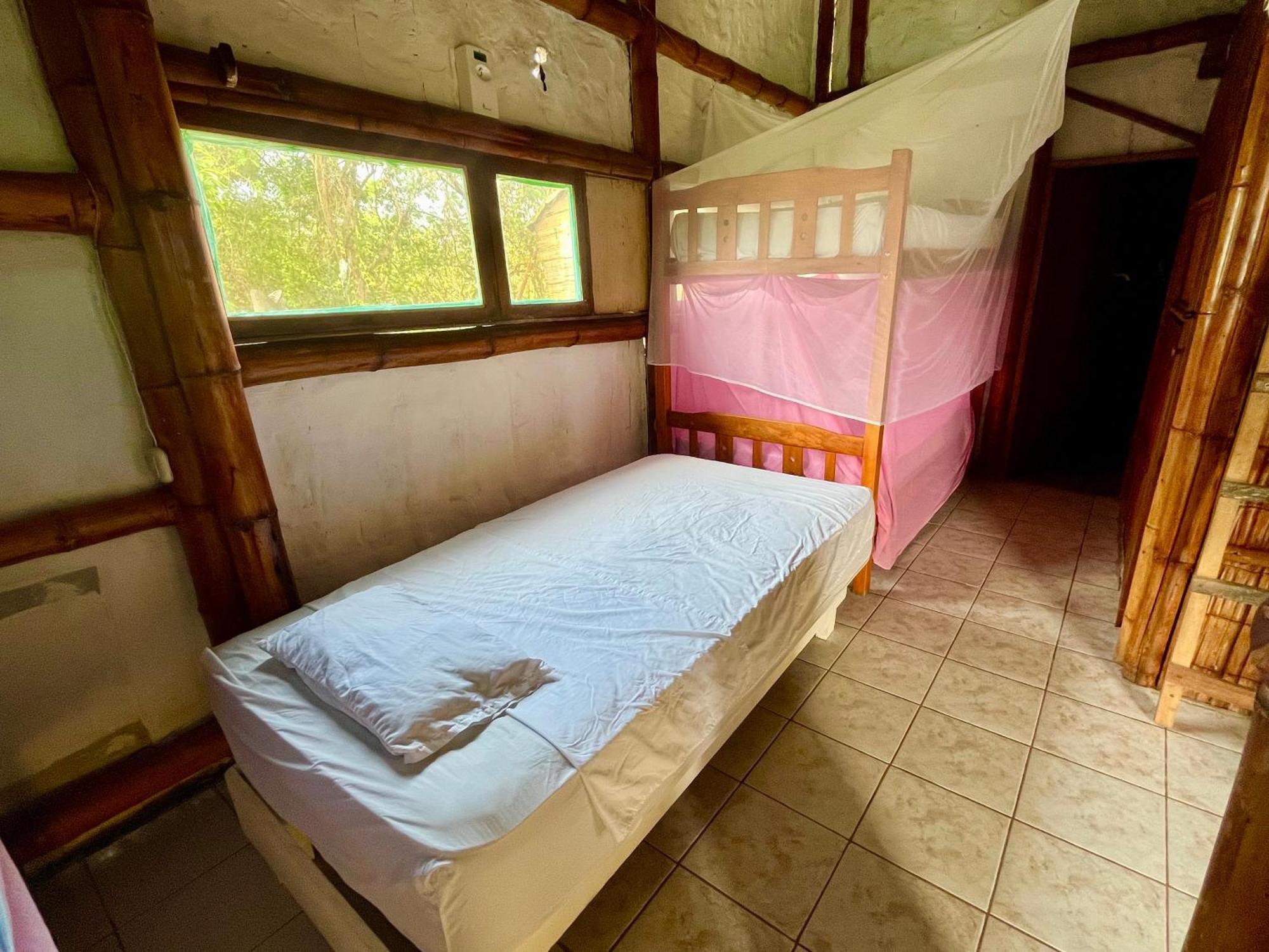 Kamala Surf & Backpacker Hostel Montañita Εξωτερικό φωτογραφία
